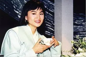 凤飞飞最后一场演出《追梦人》：因为病痛折磨，声音不复从前清亮图片