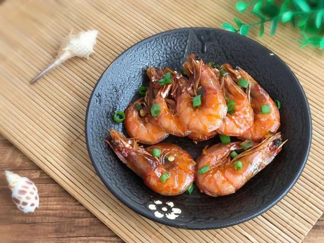 老何说菜丨美极虾简约不简单，鲜到爆