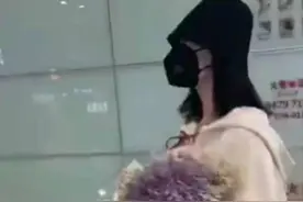 谢娜二胎后首露面！穿宽松卫衣难掩臃肿身材，疑正式复出录制节目图片