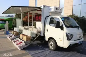 地摊经济复兴后，这些平时销量不佳的售货车开始火了图片