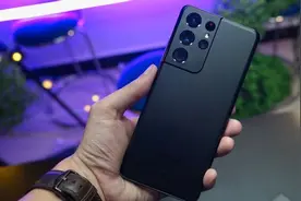 三星 Galaxy S21 Ultra 与 苹果 iPhone 13 Pro Max：你应该选哪一个图片