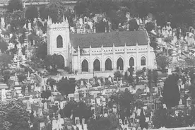 当年，黎婉华葬在澳门，是何鸿燊的意思，还是黎婉华自己的意思？图片