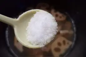 几种食盐不要购买，不但不健康，还对人体有危害，及时了解下图片