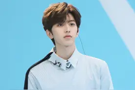 跑男团都喊蔡徐坤"坤坤"，唯独黄明昊不同，粉丝都没这待遇图片