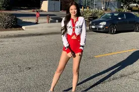 “香奈儿女孩”金珍妮Jennie 穿搭合辑一图片