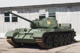 曾经最强八级银币中坦，T-44是否依旧能战？图片