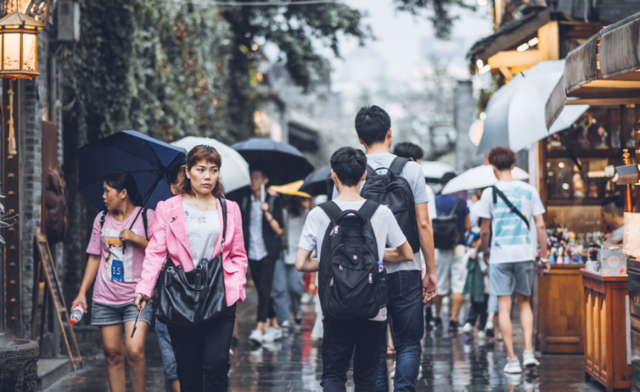 大学生喜爱的就业城市排名出炉，成都跻身前五，北京排名叫人意外