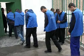 看守所里面生活怎么样？一个月寄多少钱合适图片