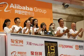 快递小哥5年赚260万：哪有什么天生​牛逼，不过是笨笨地熬图片