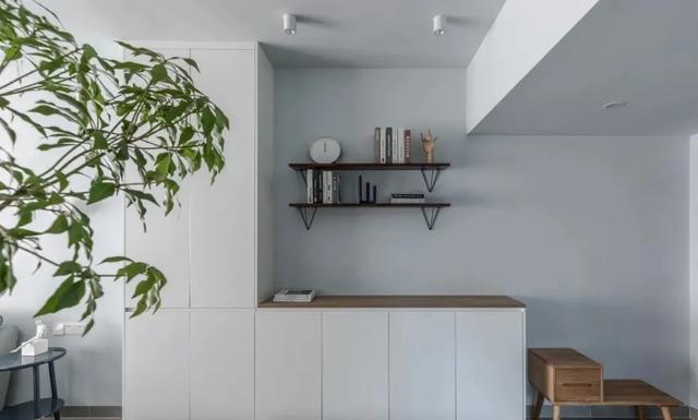 以舒适感为主旋律的88㎡小家，优化布局，两室变三室，好看又好住