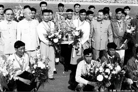 214名队员出发3名登顶50多名落下残疾！60年前他们谱写了英雄传奇图片