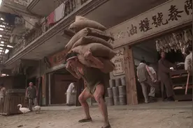 这首杨浩龙的《杀猪刀》唱出了多少人的心声，岁月催人老