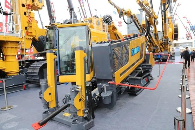 宝马工程机械展和宝马汽车