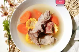 每次吃排骨都要生气，媳妇炖排骨前先焯水，婆婆：焯水没有肉香味图片