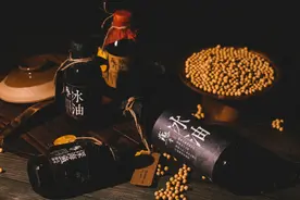 百年前获金奖，堪称酱油界“茅台酒”！网友大呼：普通家庭吃不起图片