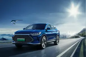 续航1200公里、可上绿牌，比亚迪宋PLUS插混车只卖15万图片