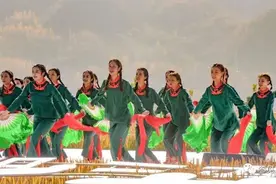 惊艳！稻田里的交响乐、模特秀，乡村里的艺术派对图片