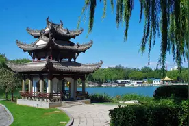 北京市陶然亭公园游乐场设备维修，暂停营业图片
