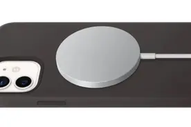 苹果发布指导：iPhone 12/Pro 的 MagSafe 充电器如何清洁图片