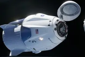 神舟十二号载人飞船和Space-X的龙2号载人飞船，谁更厉害？图片