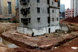 广东“良心”开发商，将房屋平移1公里，只为满足老人心愿图片