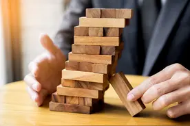 天津公务员吐槽：公积金一月6000太少！以前单位可都是分房图片