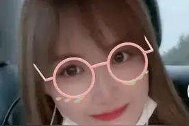马蓉罕更动态，五官高级美出巅峰，前夫王宝强被传与女友冯清分手图片