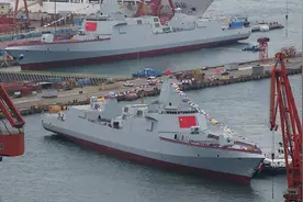 被小看的055，除了“航母带刀护卫”外，还有一个被忽视的职责图片