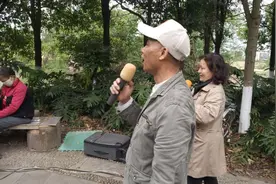 露天卡拉OK 让每个人 都拥有一个属于自己的舞台图片