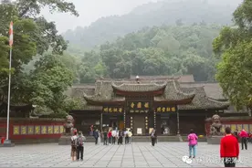 二上峨眉山：再见依旧是遗憾，下次还约么？图片