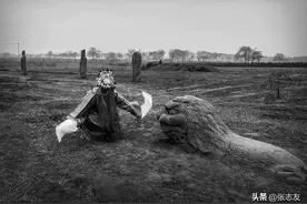 照片为何热衷于黑白呢？简约的画面直抵心灵图片