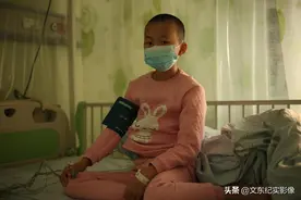 11岁女孩时不时浑身发软，到医院检查后，结果让父母傻眼图片