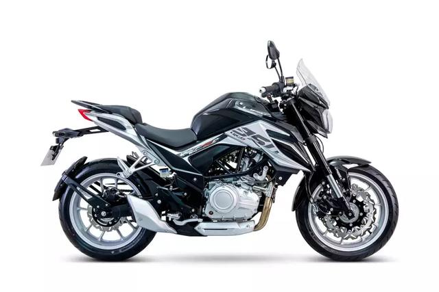 力帆350cc双缸水冷街车KP350正式上市，售价：24780起