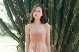 粉色穿搭示范，个性清凉又显身材，照着穿你也能变仙女图片