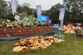 严厉打击！重庆举行集中统一销毁农村假冒伪劣食品专项执法行动图片