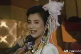 57岁的李玲玉，离婚至今单身，与混血儿子同框似“姐弟”图片