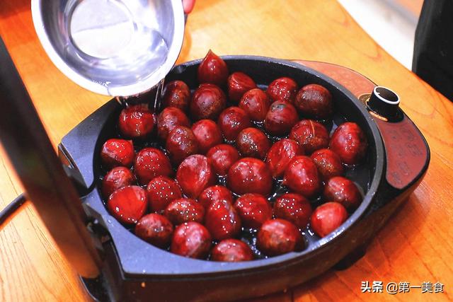 煮板栗，很多人第一步就错了！学会1个小窍门，板栗香甜、好剥壳