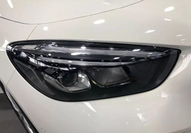 2020款奔驰B200时尚型测评：内饰豪华，实用性强悍