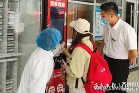 “火”了！山东大学食堂上了自助售饭机，最快只需20秒，“无人餐厅”也正在筹建！图片