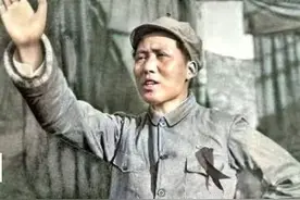 他生性耿直，抗战期间当众指责毛主席，他叫丁武选，后成开国少将图片