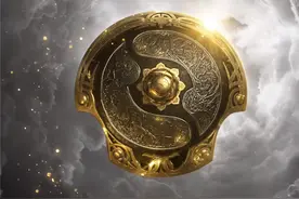 TI热度反超S11？热搜前4占两个却没人买账，IG前经理对比两大比赛图片