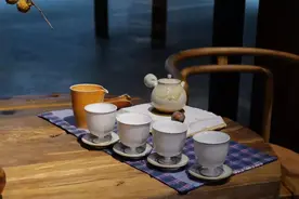 孩子学书法选硬笔还是毛笔图片