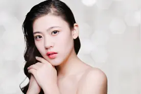 使用了免洗洁发喷雾，真的可以不用洗头了吗图片