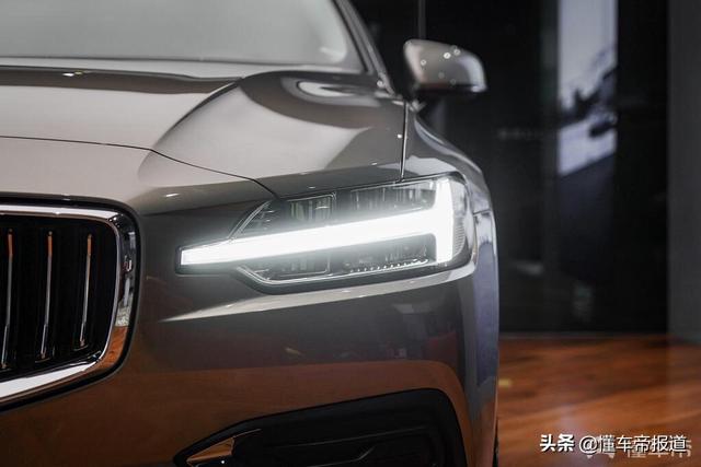 或为最美旅行车？实拍全新沃尔沃V60，33.99万元起售