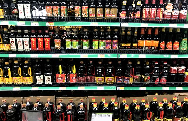 买酱油时，别只看价格和牌子，包装上有“这行字”的，才是好酱油