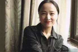 当今书坛20位女书法家，人美字更美，功底非凡，让男人也佩服图片