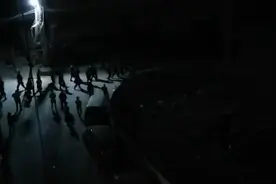 村民遇威胁，打砸，知情者：城中村拆迁没拿到补偿款有关视频封面
