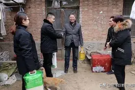 青春无悔丨李青强：乐善好施，十里八乡的“活雷锋”图片