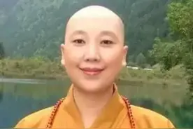 歌坛大姐大李娜，在自己最红的时候，急流勇退遁入空门图片