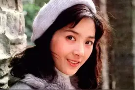80年代“第一美女”龚雪，因流氓案远走美国，如今过得如何了？图片